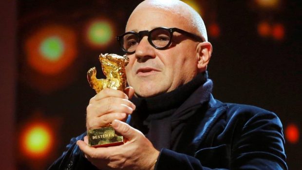 Zlatého medvěda na 66. ročníku Berlinale získal italský film Fuocoammare. jeho režisérem je Gianfranco Rosi